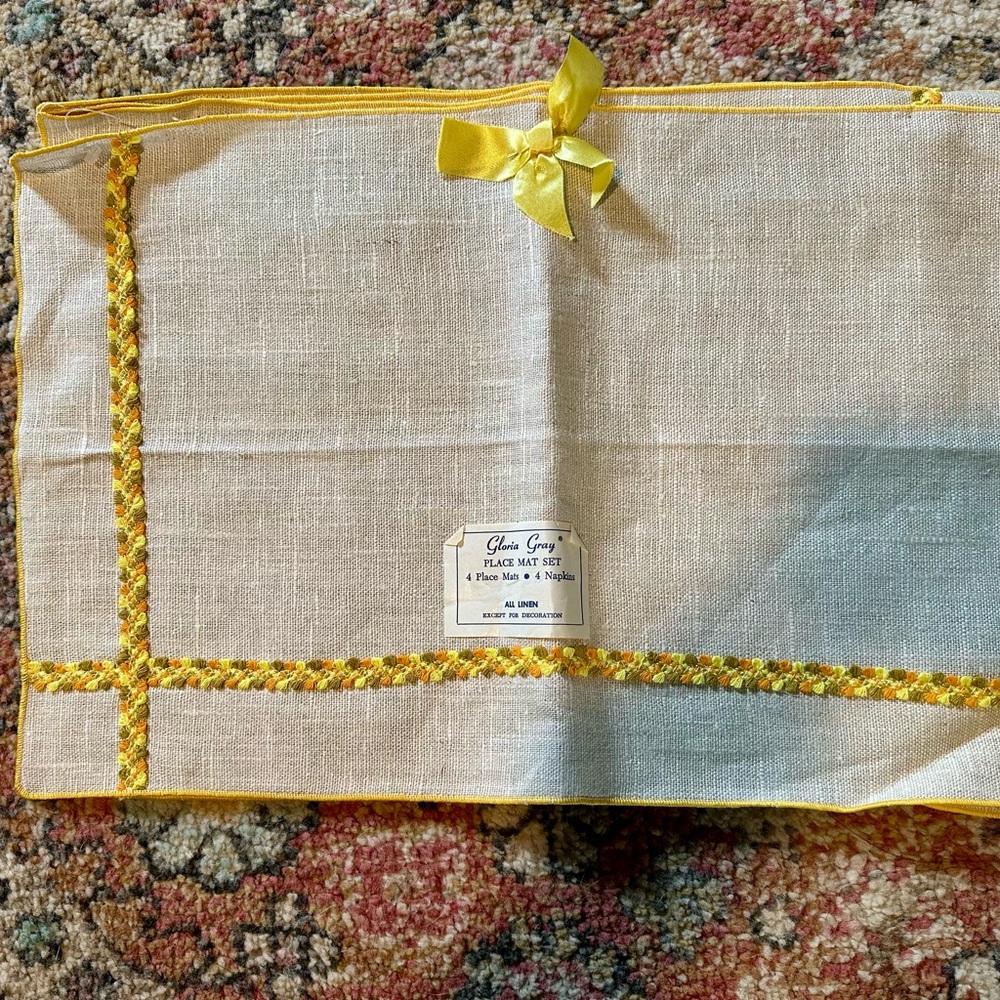 Vintage Gloria Gray linen placemats and napkins